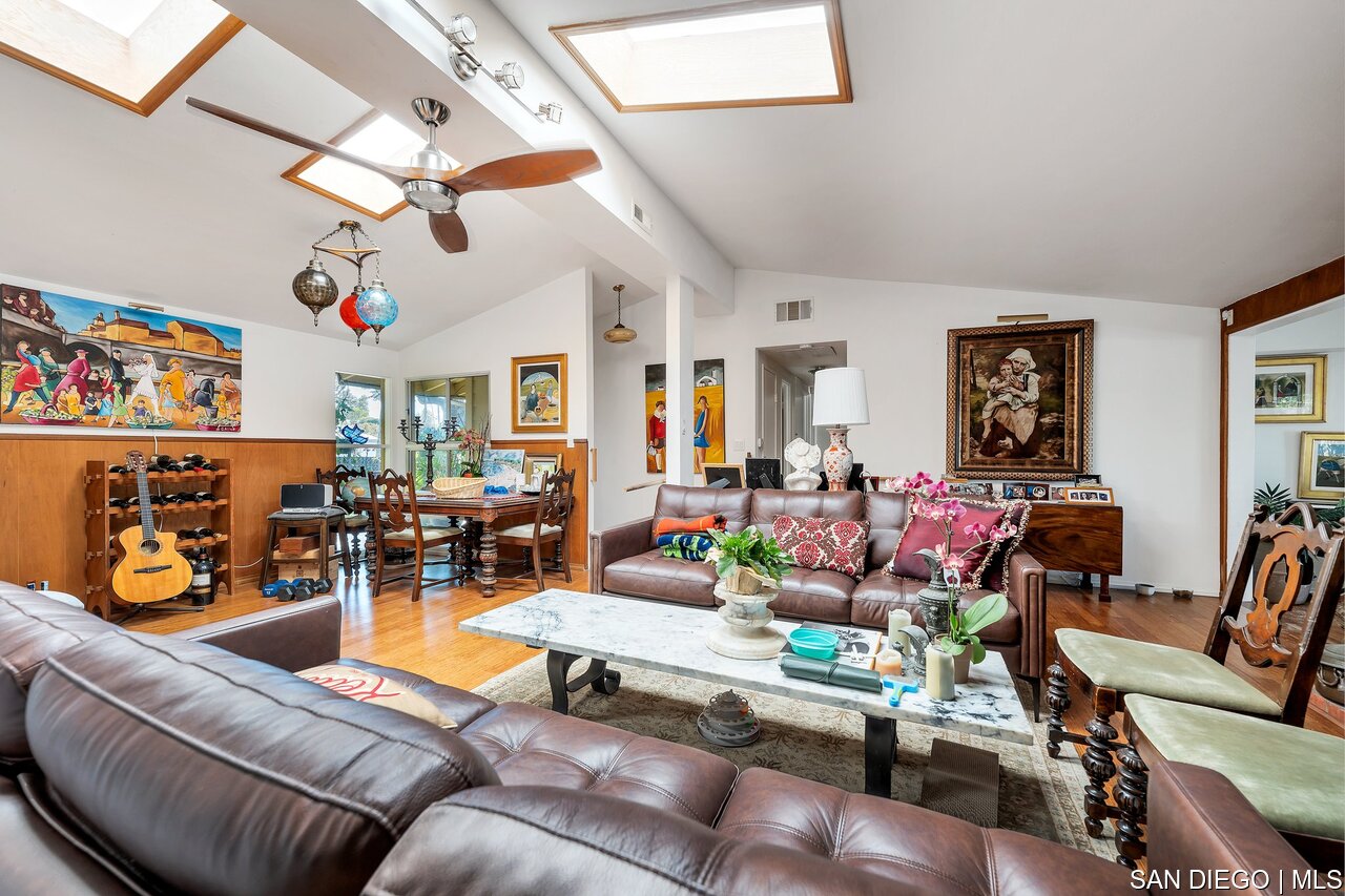 https://sdmls-assets.cdn-connectmls.com/pics/217AAED96EAA28A3E063EA11000A0D44/HD_1725657357054_9_web_or_mls_QP__32.JPEG