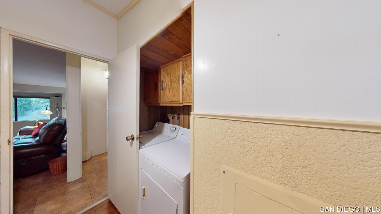 Home for Sale in Valley Center