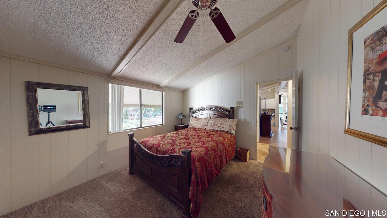Home for Sale in Valley Center