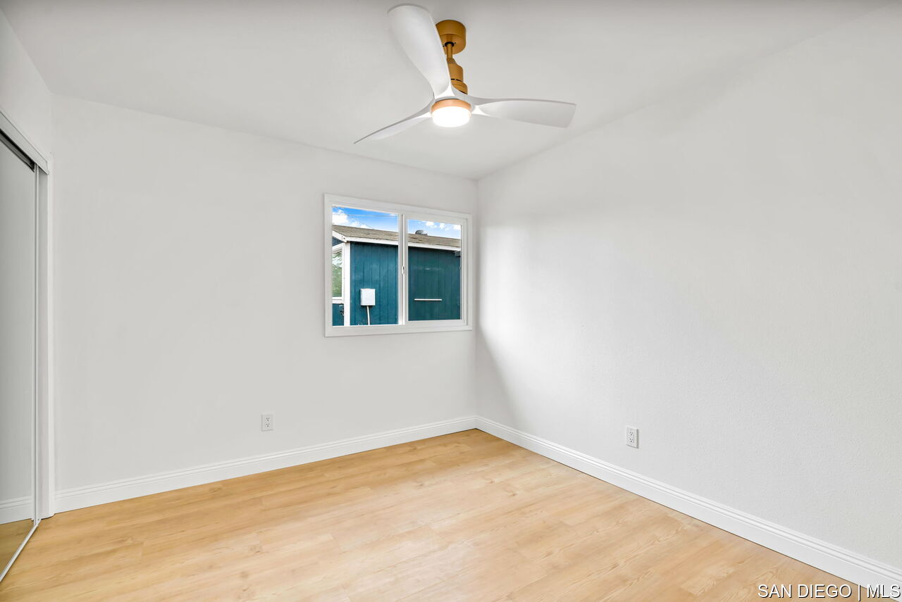 https://sdmls-assets.cdn-connectmls.com/pics/2FAFB709DD41EF5FE063EA11000A3C76/HD_1741281343131_31_web_or_mls_DSC06038.JPEG