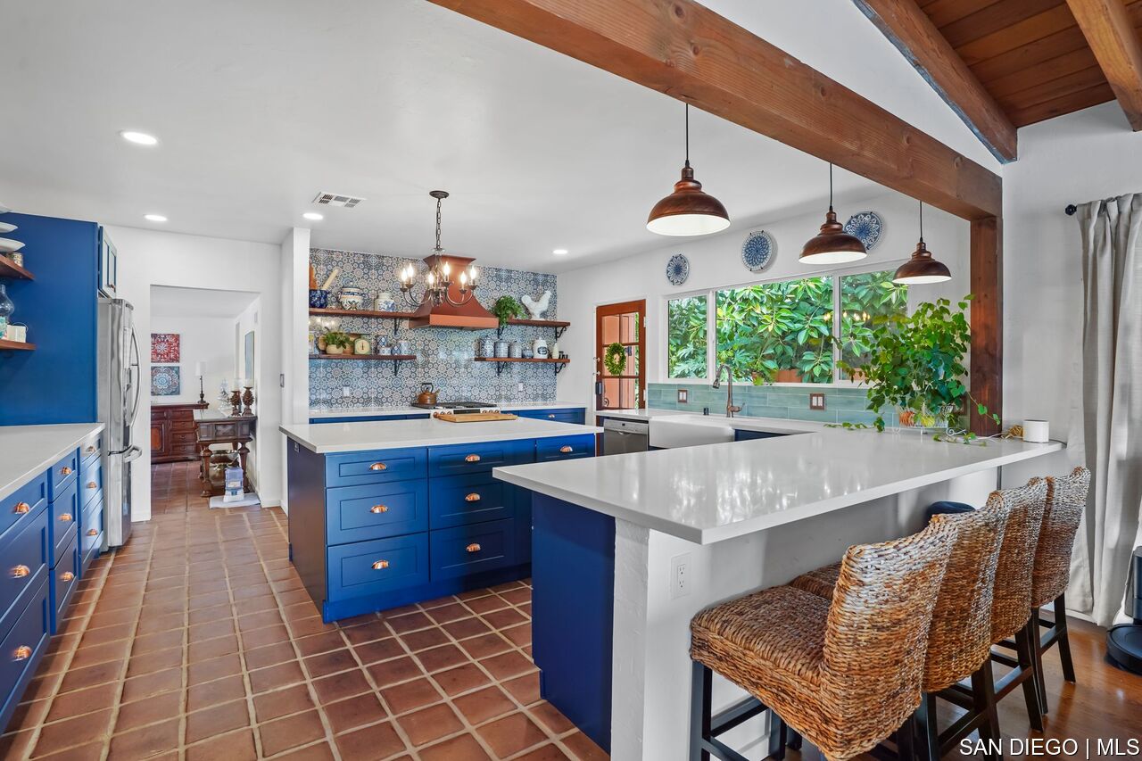 Home for Sale in Bonita