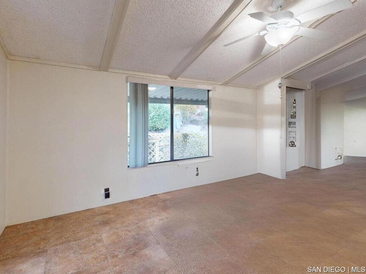 Home for Sale in Valley Center
