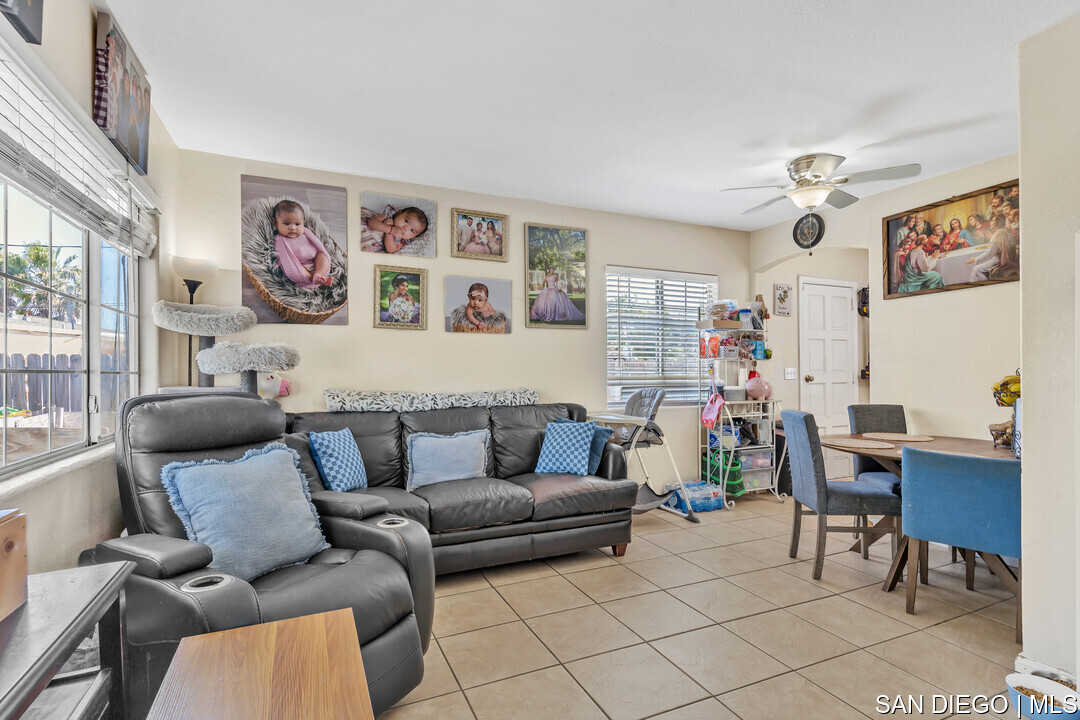 Home for Sale in Vista