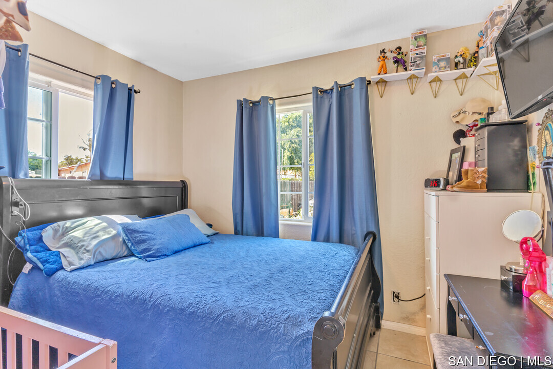Home for Sale in Vista