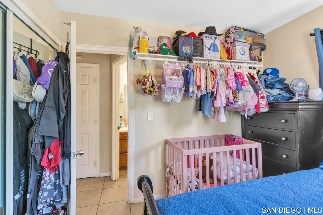 Home for Sale in Vista