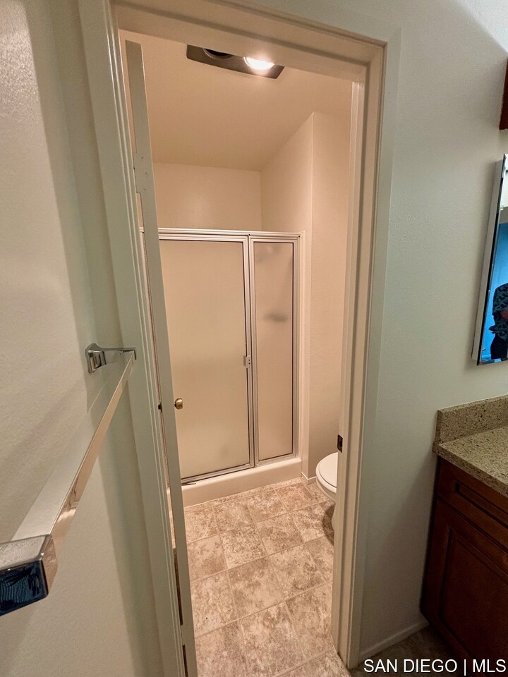 https://sdmls-assets.cdn-connectmls.com/pics/3764C9E8BA13038BE063EA11000AF095/HD_1749753654490_thumbnail_IMG_0721.JPEG