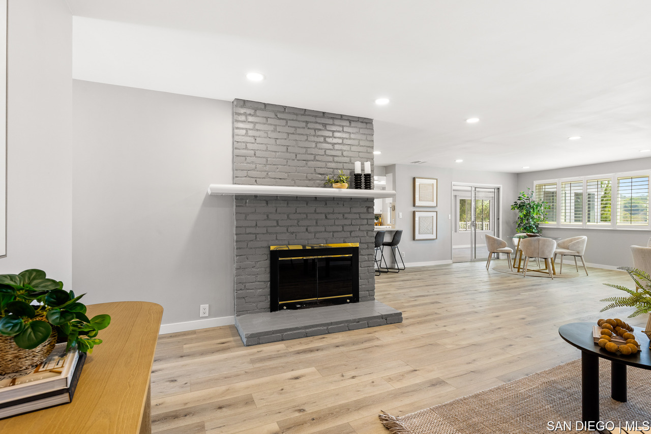 https://sdmls-assets.cdn-connectmls.com/pics/376AC32BAEF582B8E063EA11000AA7B6/HD_1749827875287_La_Mesa_4.JPEG