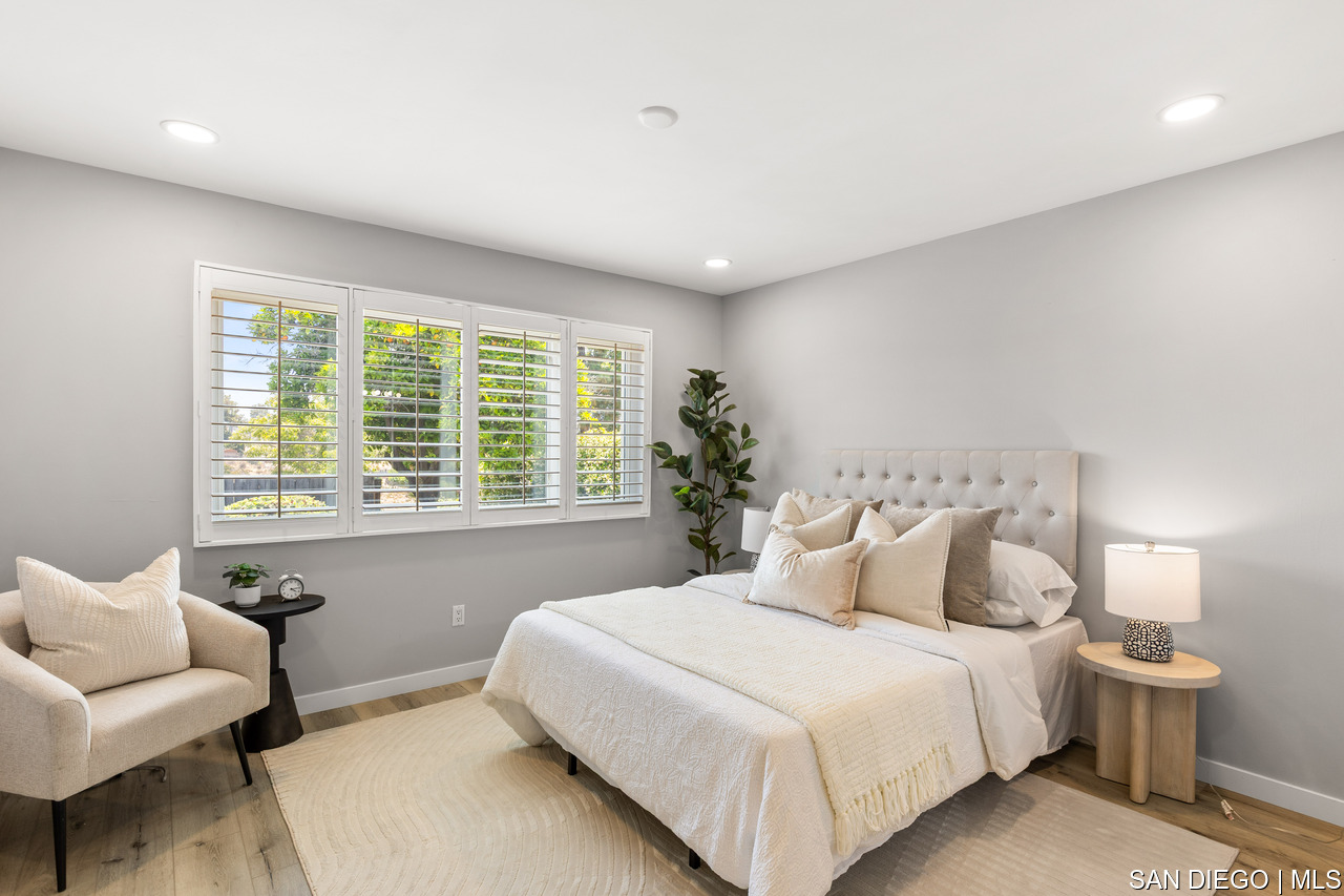 https://sdmls-assets.cdn-connectmls.com/pics/3776977B3A62A10DE063EA11000A7DCC/HD_1749827889148_La_Mesa_46.JPEG