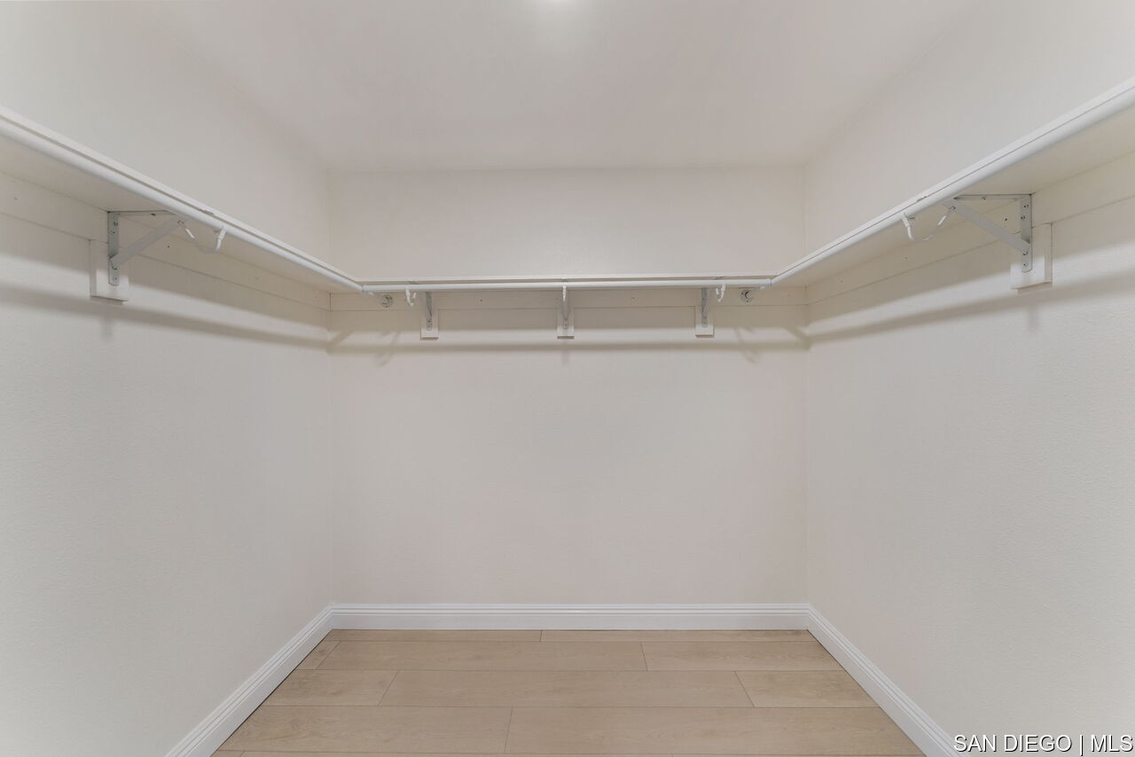 https://sdmls-assets.cdn-connectmls.com/pics/3944E8C20222D4B6E0637B13000AC99E/HD_1751905111280_31_web_or_mls__DSC9345.JPEG