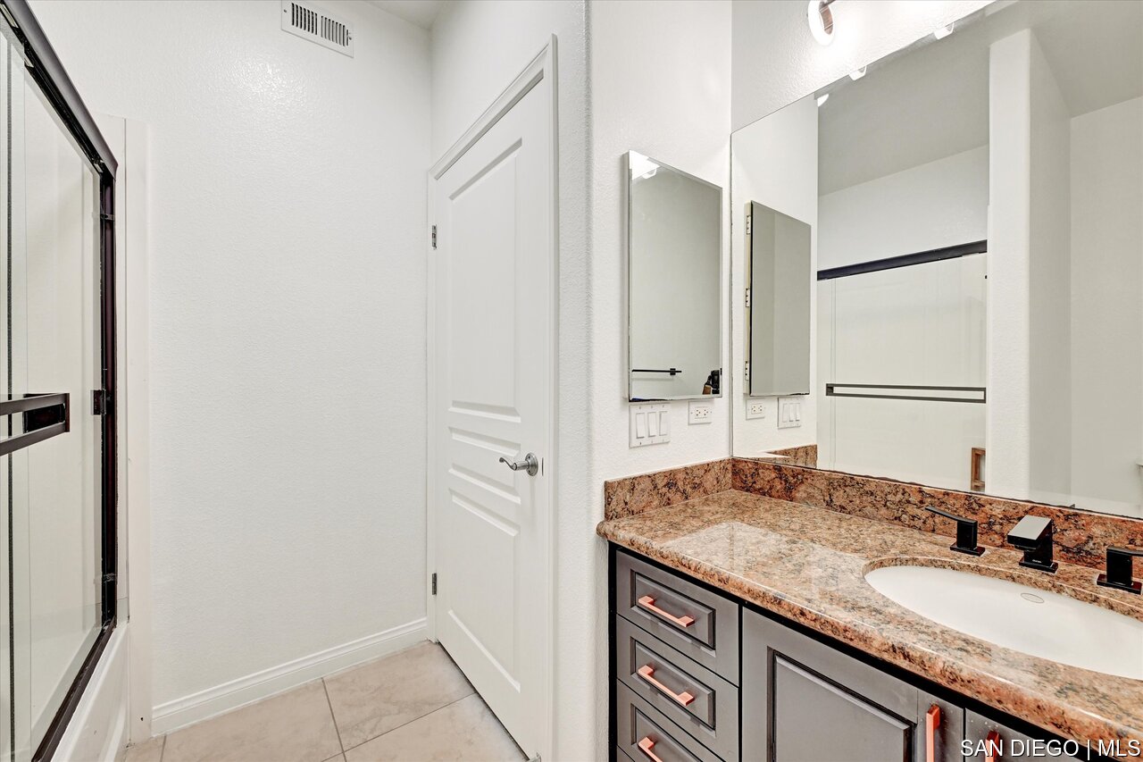 https://sdmls-assets.cdn-connectmls.com/pics/39E8244E56DD139FE0636E11000A153B/HD_1752536453622_22_3877_Pell_place_Unit_118_22.JPEG