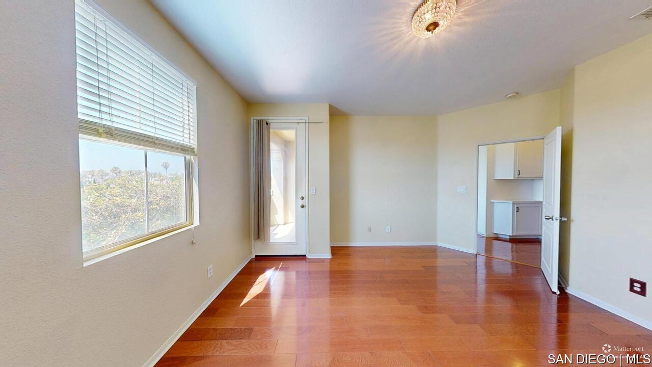 https://sdmls-assets.cdn-connectmls.com/pics/3C1F02DA71EAF82EE0639F13000AECE5/HD_1755009546281_1876_E_12th_St_National_City_CA_91950_07312025_175220_defurnished.JPEG